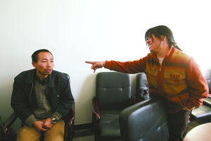 新闻中心 国内新闻 2007年11月,李丽云母亲责问肖志军为什么